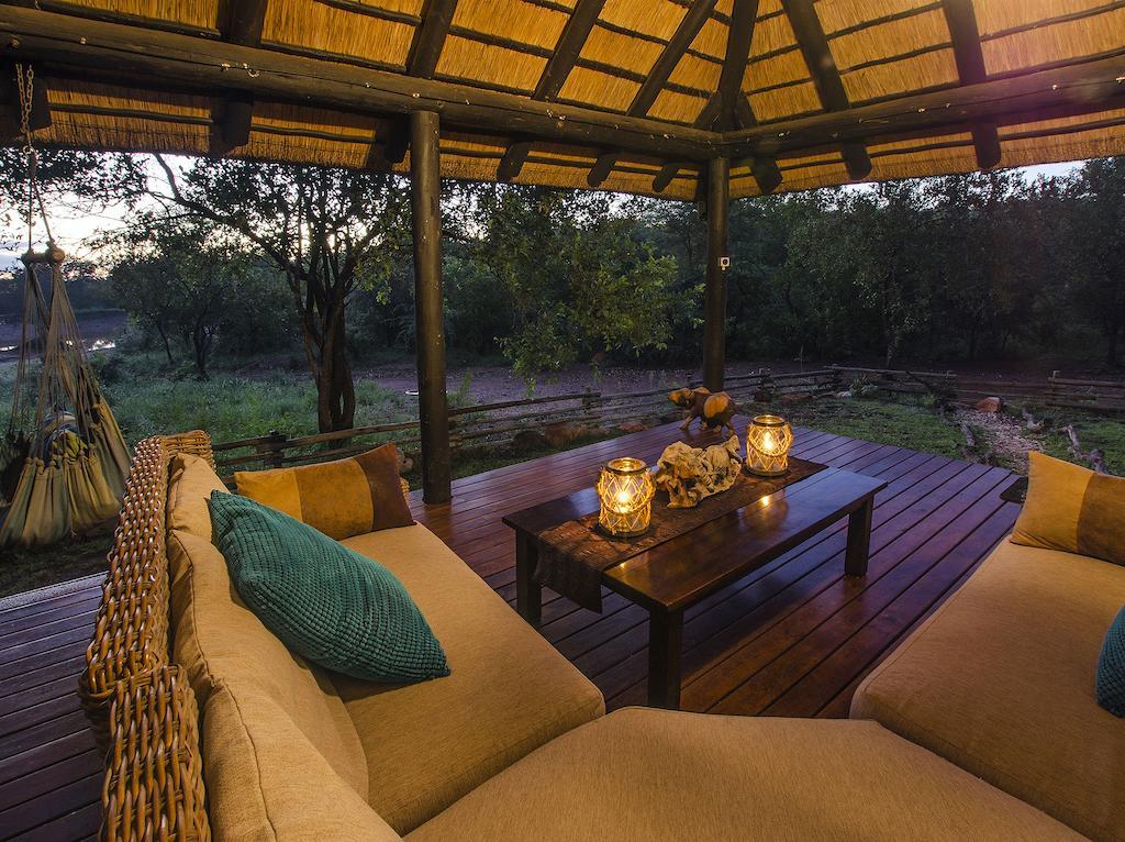 הודספרויט Raptor Retreat Game Lodge חדר תמונה